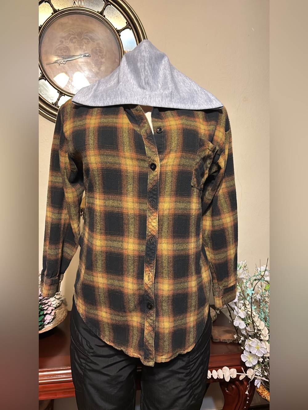Womens Plaid Hooded Button-Down Shirt - Yellow/Black